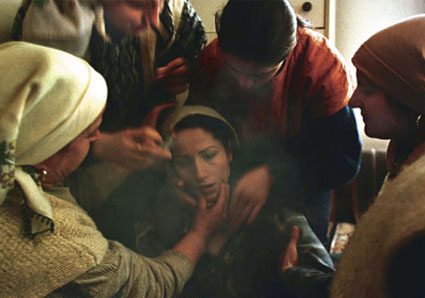 ΠΡΩΤΗ ΓΡΑΜΜΗ - FRONT LINE