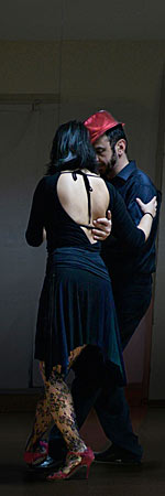 Αργεντίνικο Τάνγκο: Βήματα ζευγαριών σε μυστικούς της πόλης δρόμους