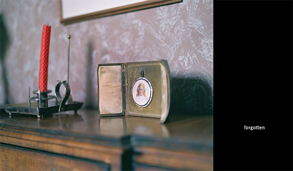 Έκθεση Φωτογραφίας Αλτσχάιμερ: Μια ήσυχη ιστορία, 2012 Arabella Plouviez